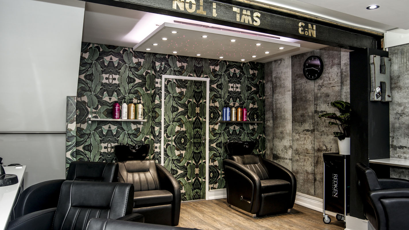 Lounge Hair Boutique // Contemporary unisex hair salon in Ashford, Kent